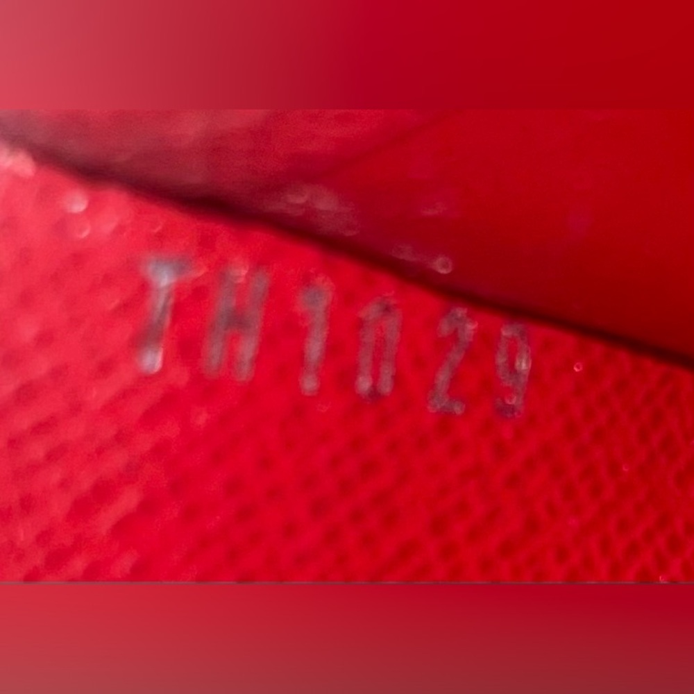 Louis Vuitton Red Epi Compact Zippy Wallet (COA included) - Picture 11 of 16